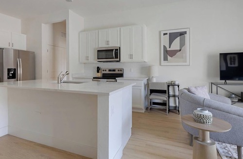 Casas Adobes Apartment | Landing | Incredible 2BD, Pool