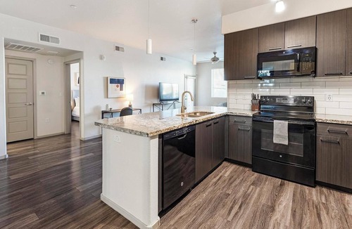 Arrowhead Ranch Apartment | Landing | Modern 1BD, Gym