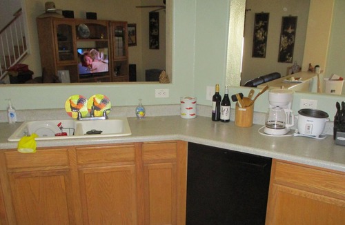 Tucson House | Large House on Quiet Street