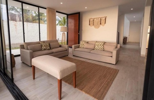 Paita Villa | Las Velas Colán Luxury Beachfront House with Pool