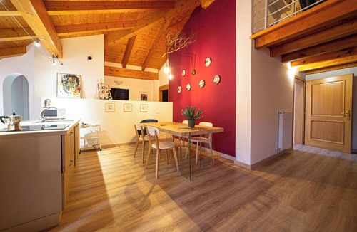 Comano Terme Apartment | LE MUSE COMANO TERME HOLIDAY PENTHOUSE