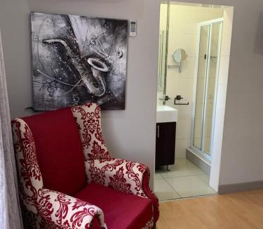 Newcastle House | Leighton Court