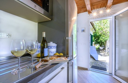 Cinque Terre Apartment | Lemon House, Marine Lands