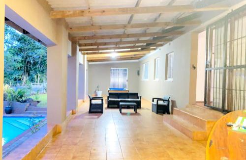 Empangeni Villa | Listos Guest House