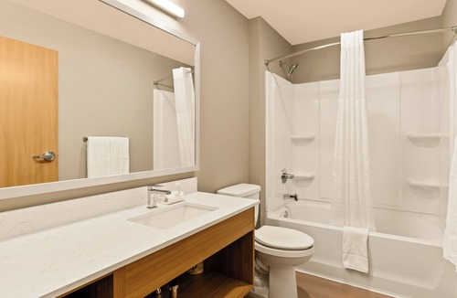 South Park Hotel | LivAway Suites Tucson