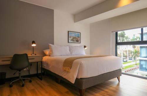 San Isidro Centro Financiero Apartment | Living 110 Suites by Wynwood House