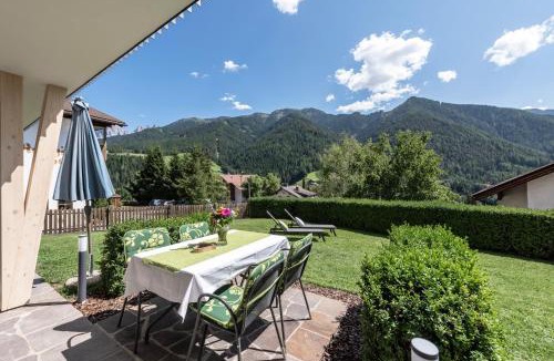 San Pietro Apartment | Living Puez