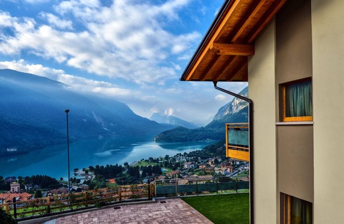 Molveno Villa | Lodge "LE SOLEIL" * sports and nature