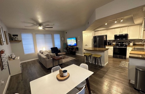 North Mountain House | Long Term Gem in the North Phoenix Desert, near ample amenities