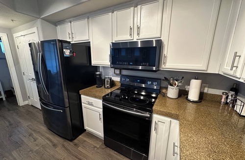 North Mountain House | Long Term Gem in the North Phoenix Desert, near ample amenities