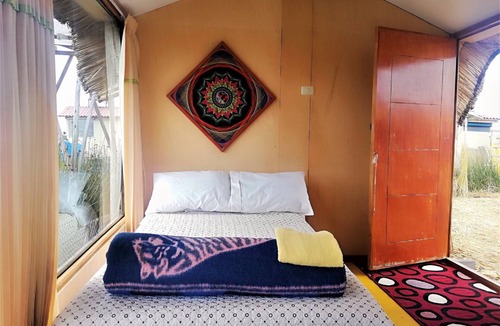 Puno Hotel | Los Uros, Puno Titicaca
