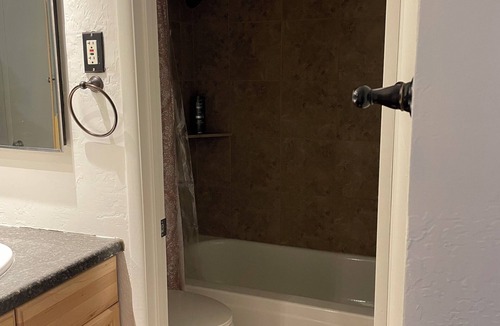 Alhambra Condo | Lovely 2-bedroom condo in Phoenix with WiFi and AC