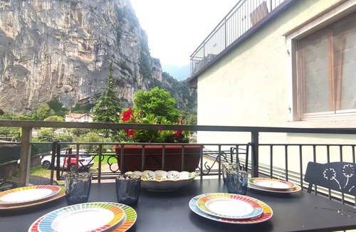 Arco Apartment | Lovely apartment for 4 guests with WIFI, TV and patio