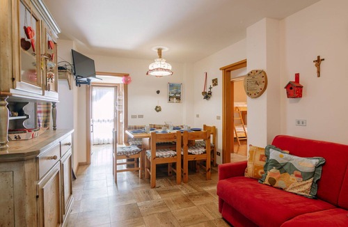 Alba Apartment | Lovely apartment for 6 people with TV