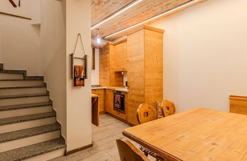 Carisolo Apartment | Lovely apartment for 6 guests with WIFI, TV and patio