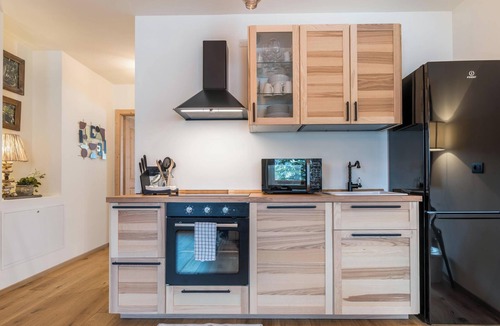 Levico Terme Apartment | Lovely Apartment “Wellness Lodge Diletta” with Lake View, Balcony, Whirlpool & Sauna