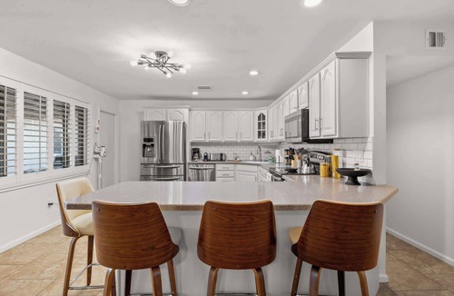 Scottsdale Estates Six House | LUX w/Guest House, Pool, Putt, Mins to Old Town