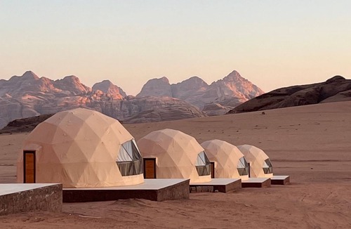 Wadi Rum House | Luxurious Lodge Retreat in Wadi Rum with Private Entrance