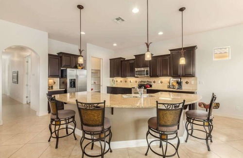 Estrella Mountain Ranch House | Luxurious villa with pool and spa