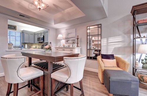 Camelback East House | Luxury 2-bedroom townhome on Biltmore golf course, close to dining and shopping!
