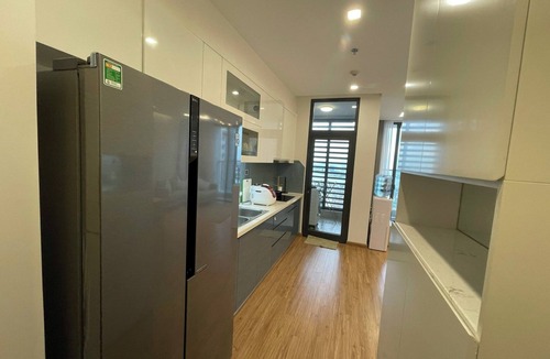Ngoc Khanh Apartment | Luxury 2BR Metropolis – Prime Location, Best Price!
