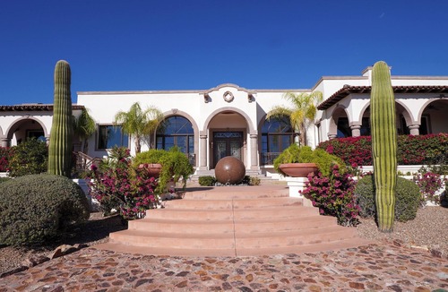 The Foothills House | Luxury 4 bedroom Catalina Foothills Estate with Pool, Spa & Mountain Views