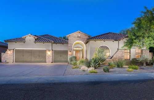 Village At Aviano House | LUXURY 4 BEDROOM OASIS OFFERING 30 DAY MINIMUM RENTALS. Dog friendly!