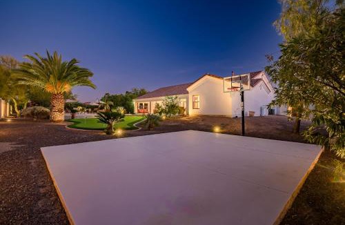 Pinnacle Peak House | Luxury 6BR Estate Heated Pool Games & Resort