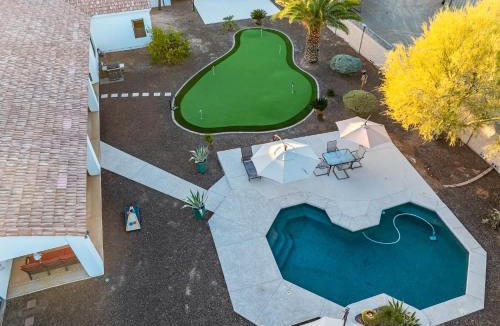 Pinnacle Peak House | Luxury 6BR Estate Heated Pool Games & Resort
