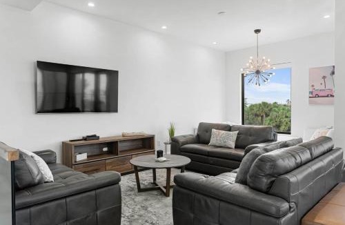 North Beach Villa | Luxury and Multistory Beach House