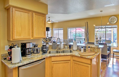 Deer Valley House | Luxury Glendale Getaway w/Private Hot Tub & Patio