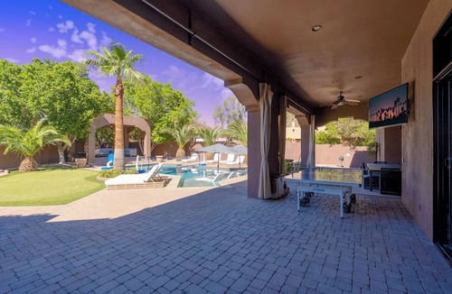 East Mesa House | Luxury home | Resort Pool