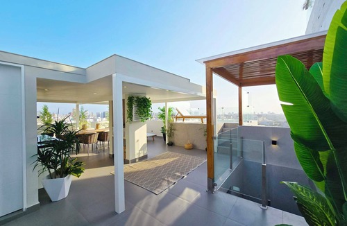 Miraflores Apartment | Luxury Penthouse private jacuzzi Miraflores Lima