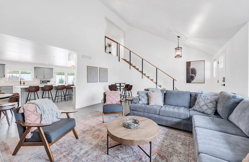 Trails North House | Luxury Scottsdale Retreat. Private Pool & Hot Tub- Near Golf & Dining