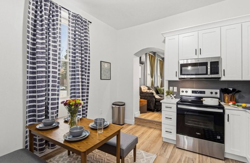 Benton Park West House | Luxury STL Oasis: Sauna, Fire pit, Hot Tub & Games