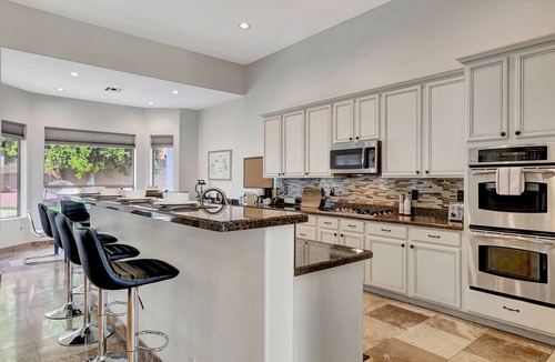 Arabian Crest House | LUXURY Sunny Days Scottsdale! Great Location+ Heated Saltwater Pool!