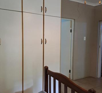 Okhahlamba Apartment | Lynthorn Farm Cottage