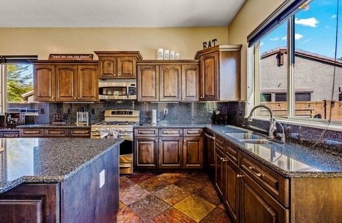 Estrella Mountain Ranch House | Mafia Heights! Stunning Backyard, 4 Beds, 3 Baths, Hot Tub/Deep & Large Pool