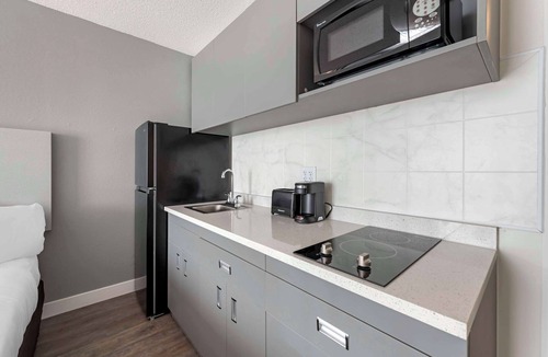 East Bloomington Hotel | MainStay Suites MSP Airport - Mall of America