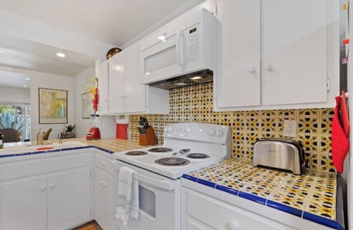Miramonte House | Maldeojo Condo/Pool/Minutes to Downtown/Close to Hiking Trails