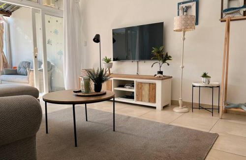 Selection Beach Apartment | Mallorca Beachfront Unit Umdloti