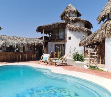 Los Organos Hotel | Maracol Bungalows Vichayito
