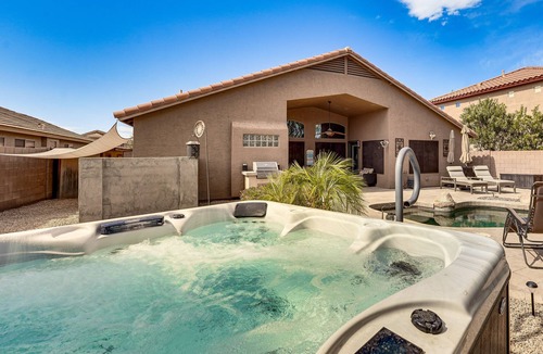 Maricopa House | Maricopa Pet-Friendly w/Private Pool & Hot Tub