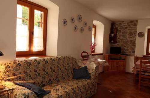 Calceranica al Lago Apartment | Maso Marini - Appartamento Capriolo by Interhome