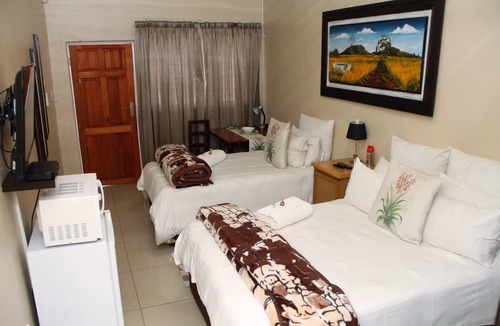 Ladysmith House | Memra Guest House