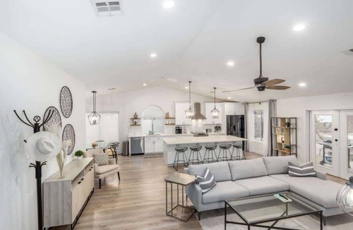 Mesa House | Mesa Citrus Oasis | Pool, Waterfall & Billiards