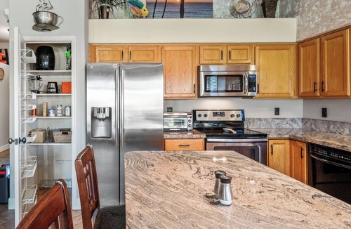 East Mesa House | Mesa Desert Oasis Pool Grill