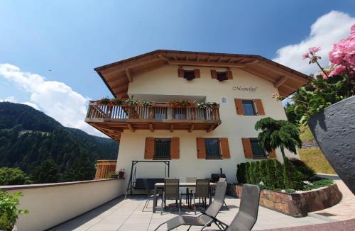 Lauregno Apartment | Mesnerhof