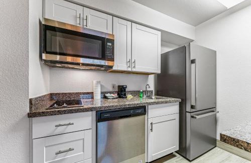 Chandler Apartment | Metro Chandler Extended Stay - Serene 2 Bed