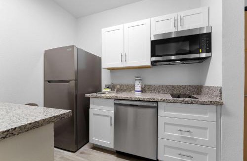 Chandler Apartment | Metro Chandler Extended Stay - Serene 2 Bed